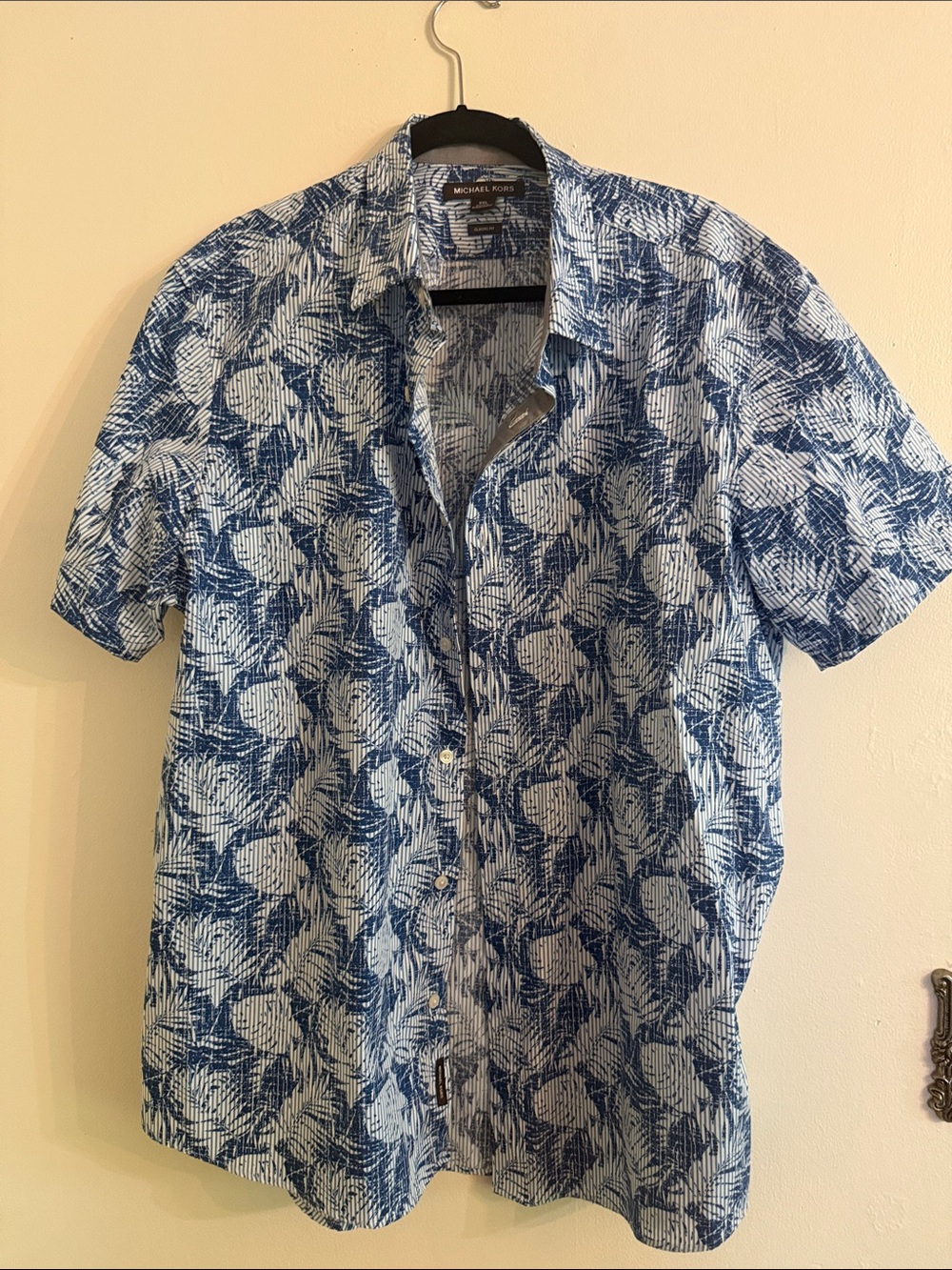 Michael Kors Blue and White Tropical Short Sleeve Button-Up Shirt XXL
